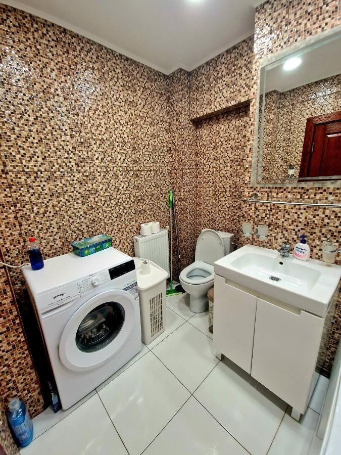 Cozy Appartment In The Center Targoviste Buitenkant foto