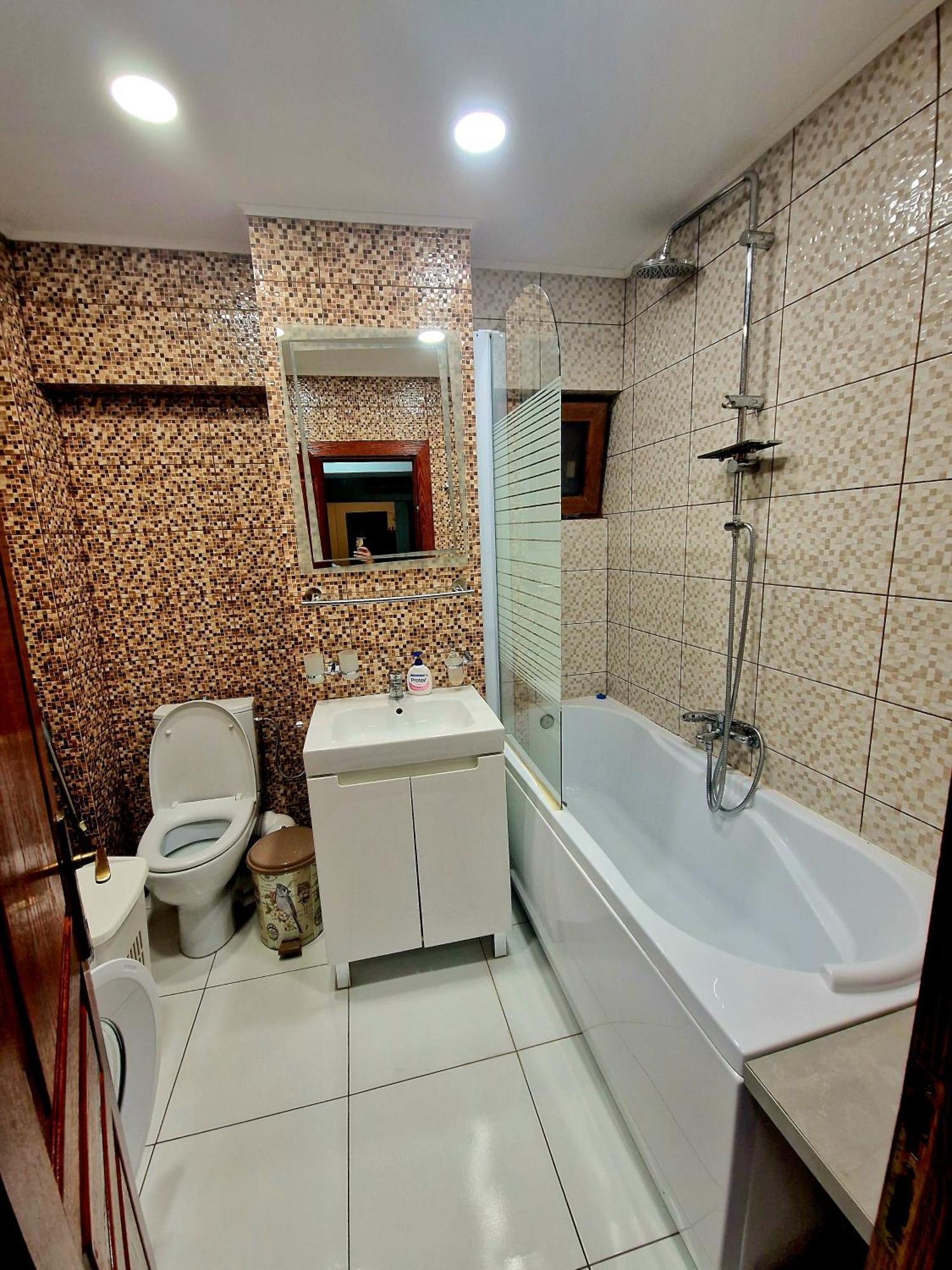 Cozy Appartment In The Center Targoviste Buitenkant foto